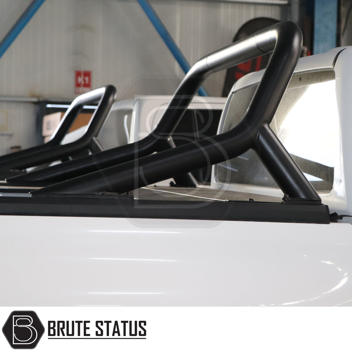 Brute Status roll bar in matt black for toyota hilux 2015+ pickup trucks