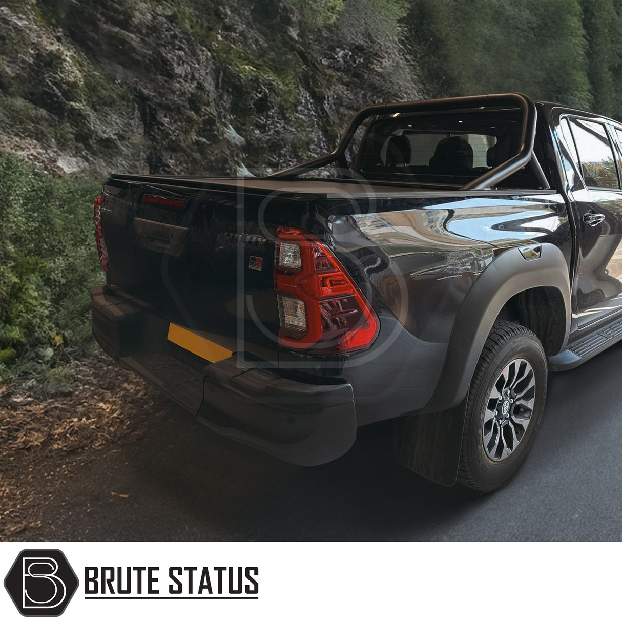 Brute Status roll bar in matt black for toyota hilux 2015+ pickup trucks